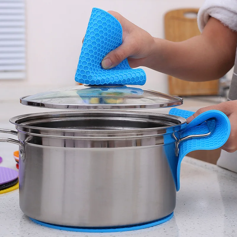 kitchen gadgets multi-purpose non-slip hot pad pot holder table  flexible honeycomb heat resistant silicone trivet mats set