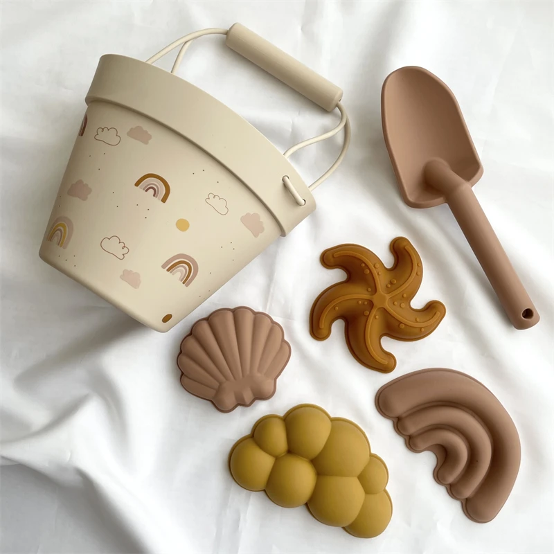BPA Free Portable Customized Logo Silicone Sand Bucket Toys Silicone Bucket Pail and Spade Beach Toys Sets