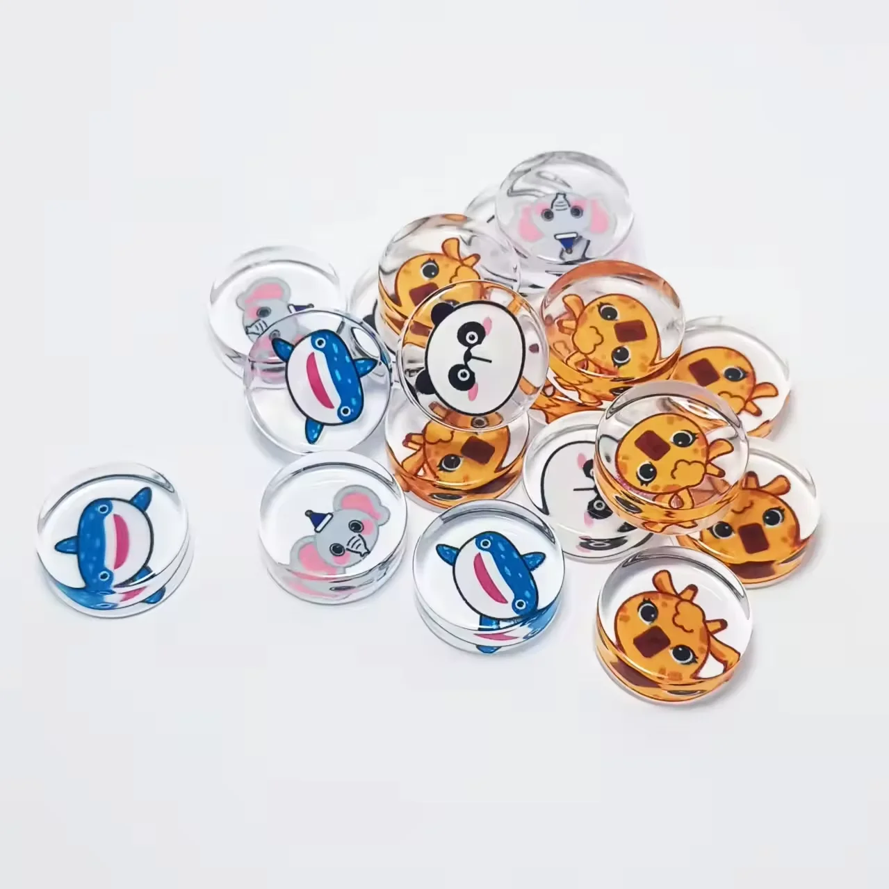 Hot Sale Personalized Acrylic Chess Coins Custom Double Sided Printed Clear Glitter Epoxy Holographic Anime Acrylic Chess Coins