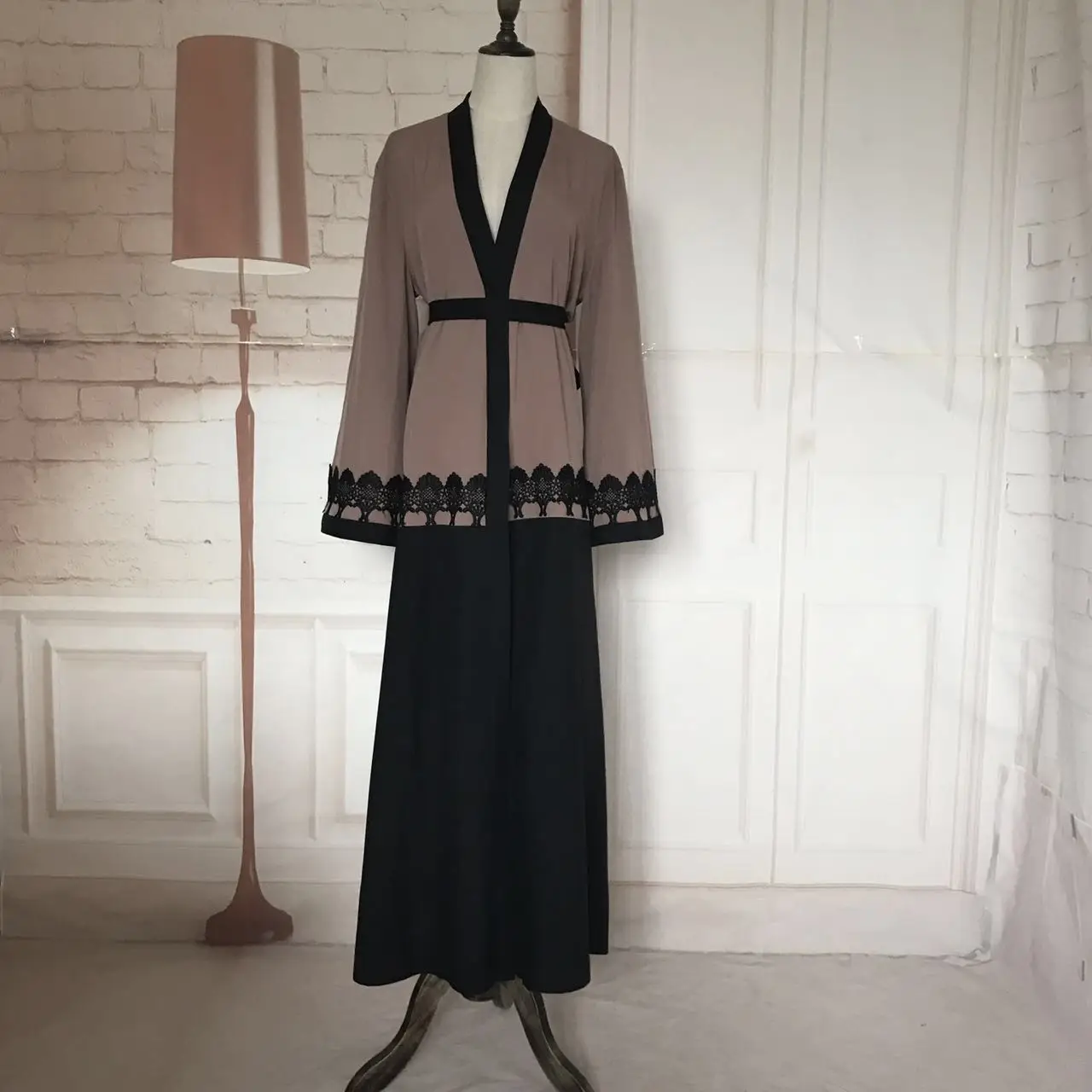 Promotional Fancy Ladies Black Polyester Abaya Turkish Coat Style Abaya