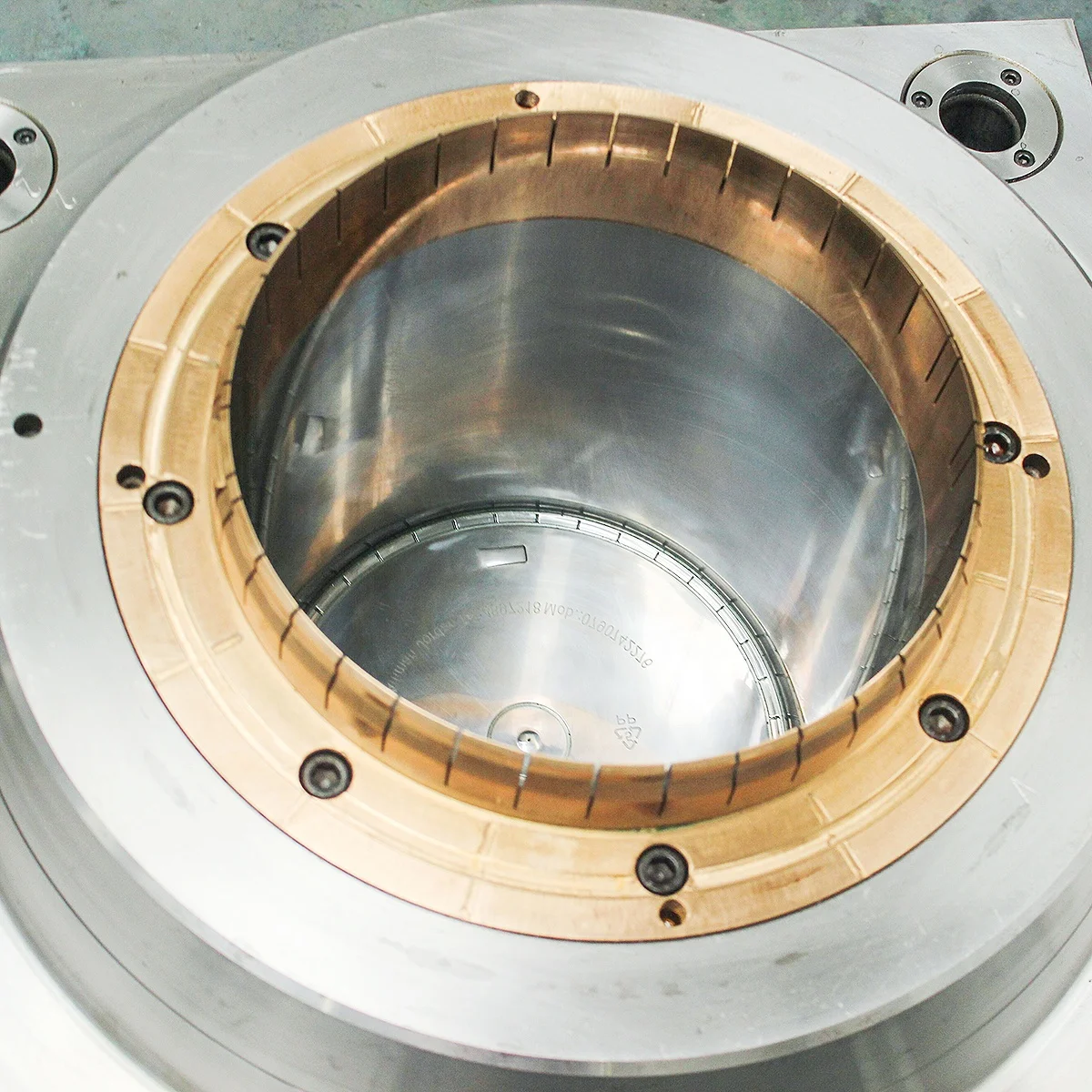 
China mold manufacturers for 10l 20 litre 5 gallon IML plastic paint bucket 