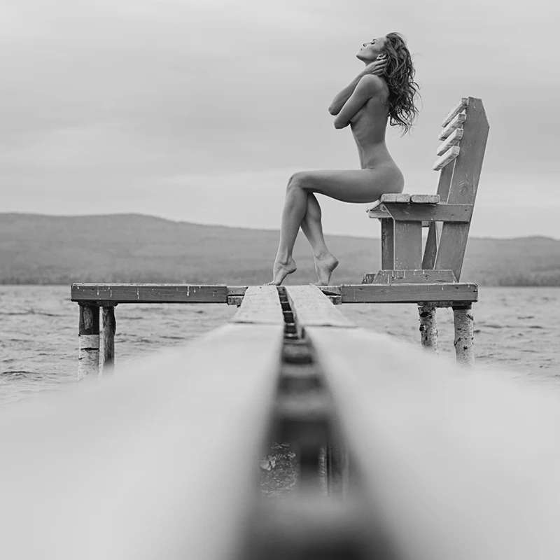 Sexy Girl Ocean Landscape Picture Shower Curtain Nude Woman Bath Curtain Black and White Bathroom Decor 1.8mx1.8m