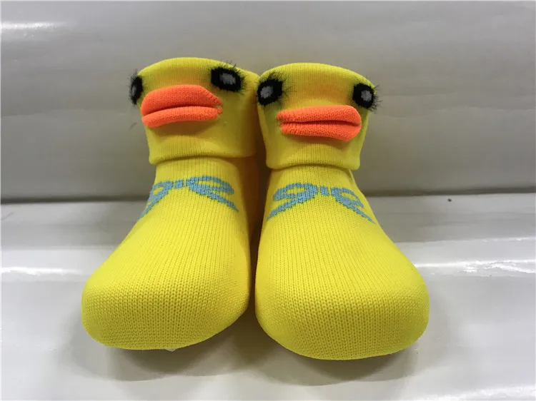 Hot style yellow cartoon cute baby knitted kids sock shoes upper