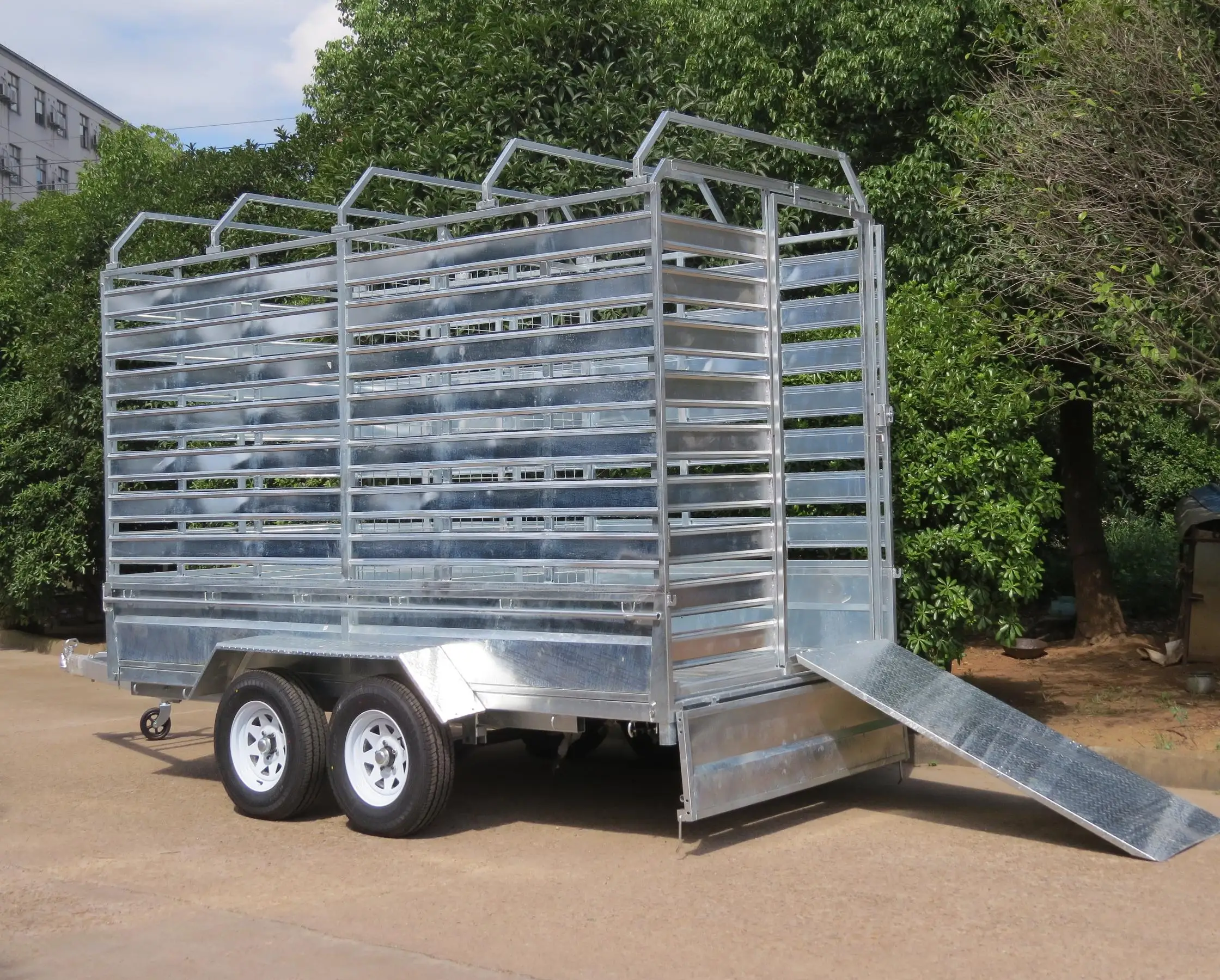 3500kg heavy duty cattle cow sheep crate trailer