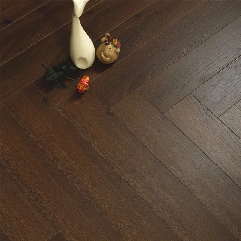 
PINGO Factory price wooden HDF core Herringbone 12mm laminate floor 