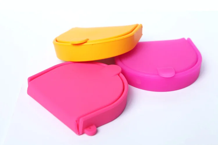Custom logo printing Horseshoe shape  Eco-friendly silicone coin bags