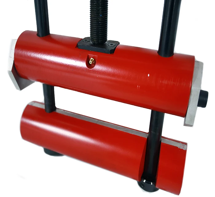 Portable manual poly and gas pe pipe squeeze off tool