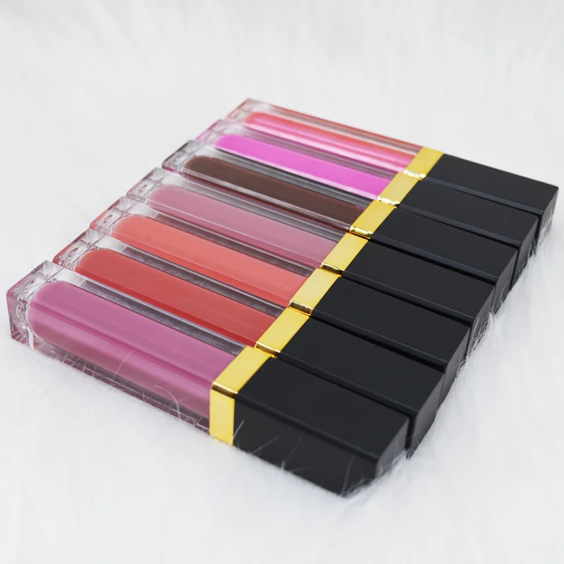2019 New custom lip gloss lipstick liquid matte wholesale multicolor lipgloss with led light mirror