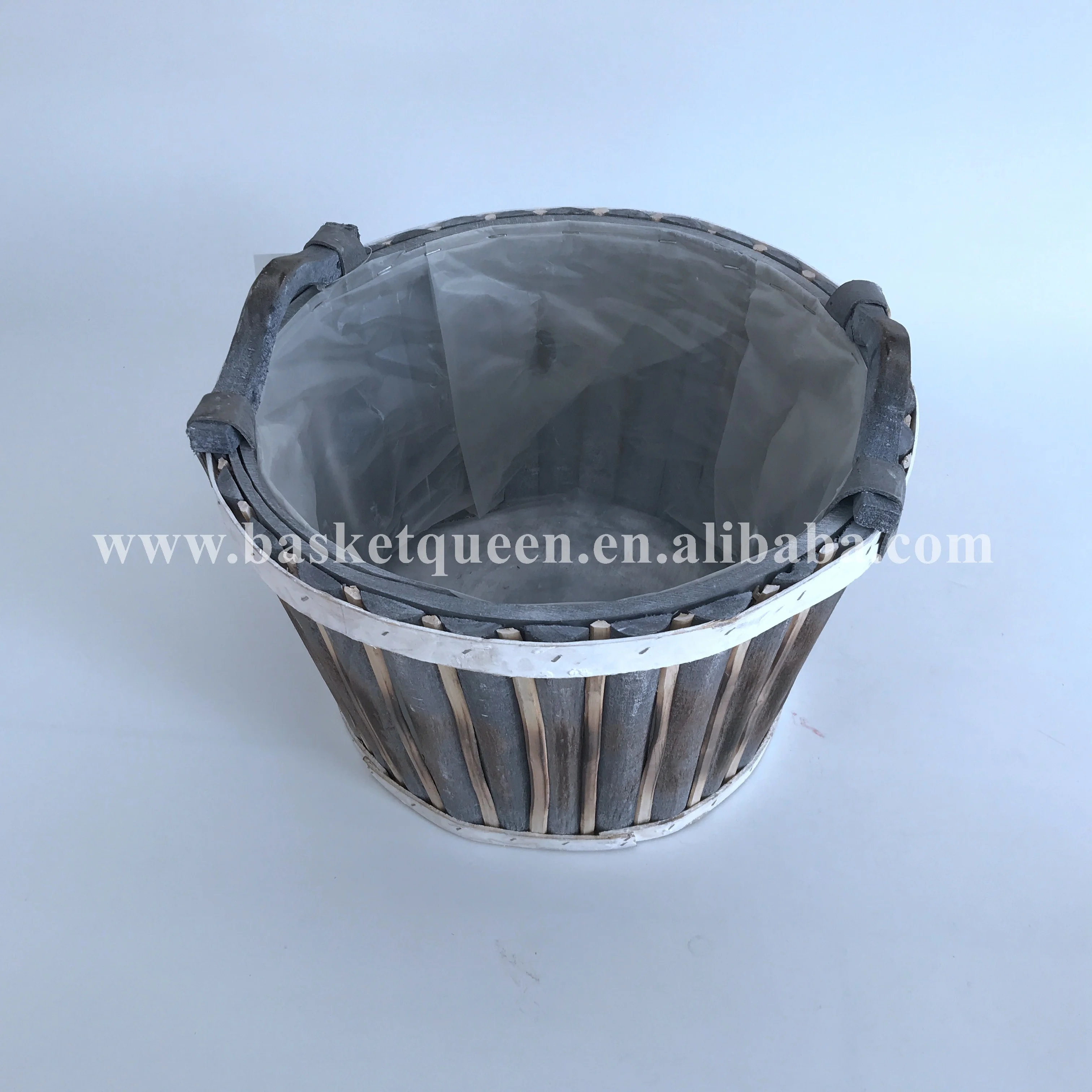 
Wholesale 100% handmade eco-friendly burn color woodchip basket with wood handle for garden panting 