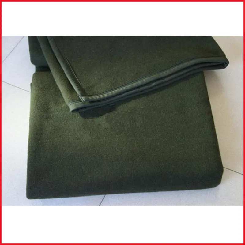 Custom double-sided wool blanket plain color military blanket for hotel rooms