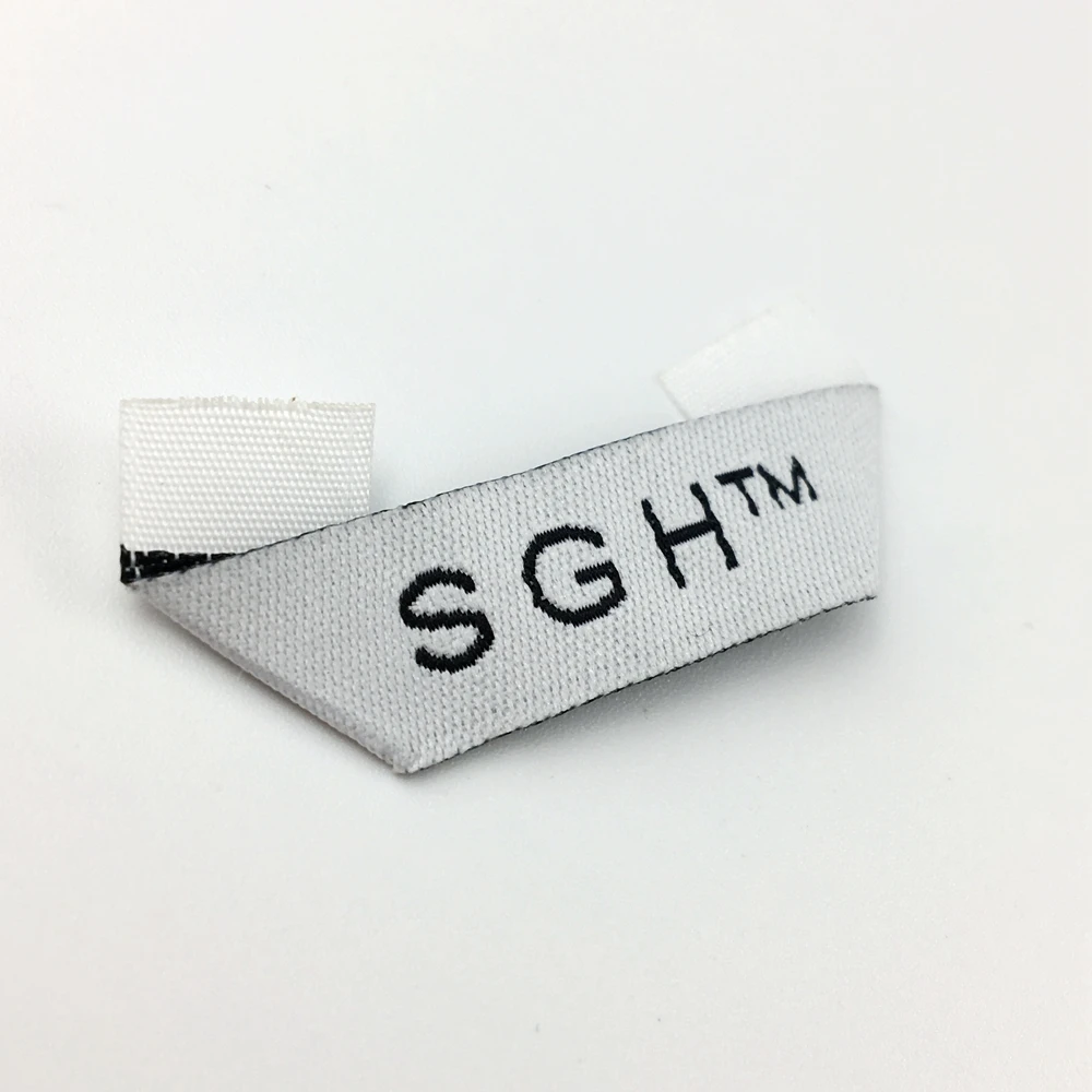 factory  Customized sewing labels Shirt garment label tag Woven Labels