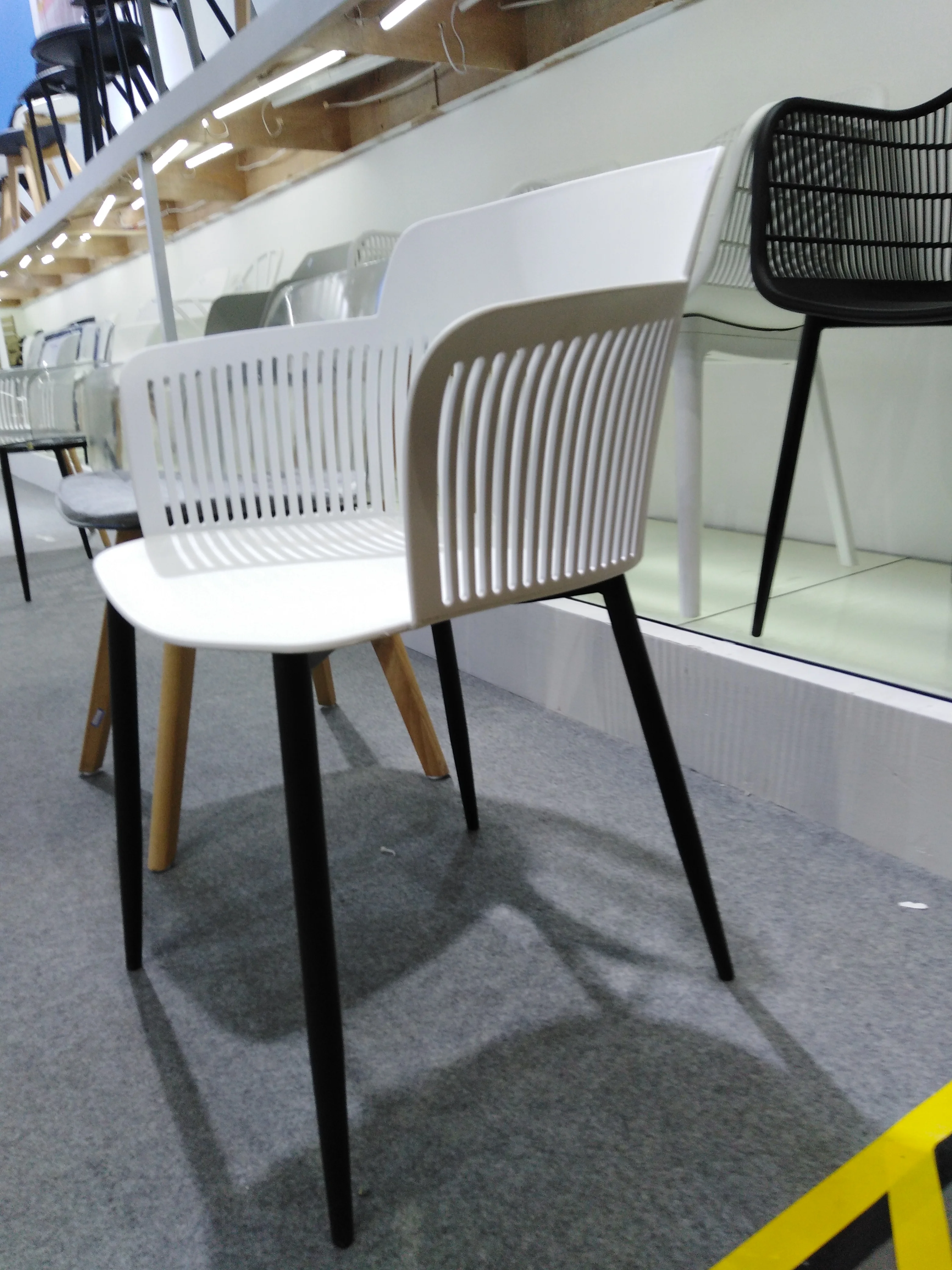 Wholesale wedding events gray modern plastic chairs outdoor chair