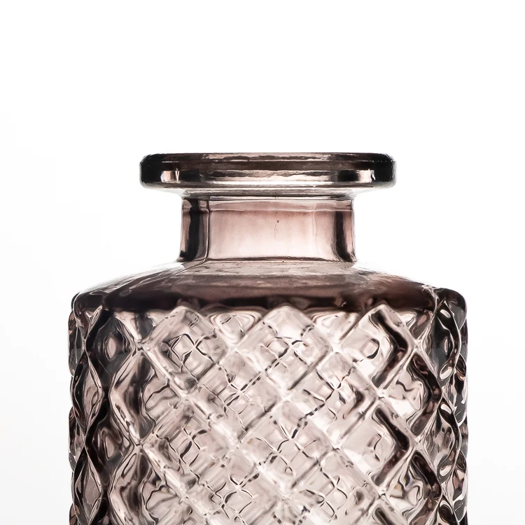 Home Decorative Wholesale 150ml 5oz Engraving Colorful Crystal Glass Perfume Diffuser Vase Bottle with Stopper