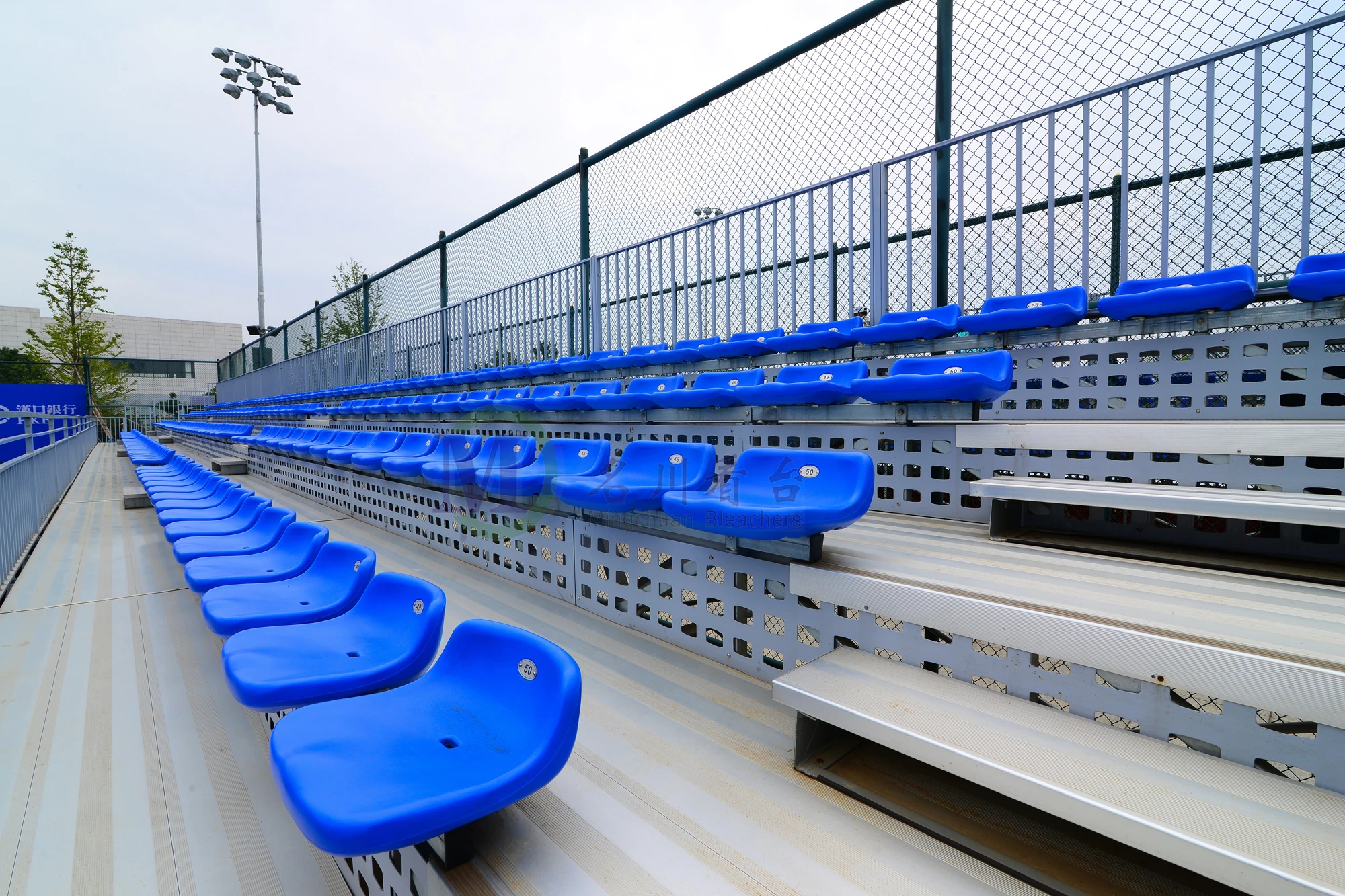 Stadium sports field temporary bleacher grandstand tribune stands outdoor demountable bleachers outdoor scaffolding bleachers