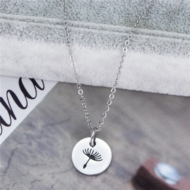 
Dandelion Make a Wish Flowers Engraved Charms Pendant Necklace Mother Daughter Simple Necklace 