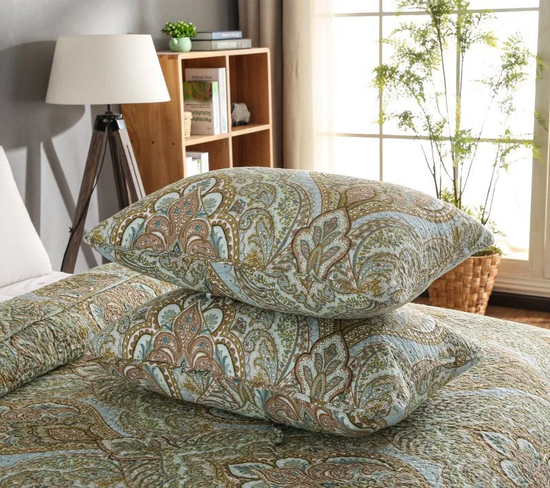 beautiful chinese moire printed patchwork quilt bed sheet