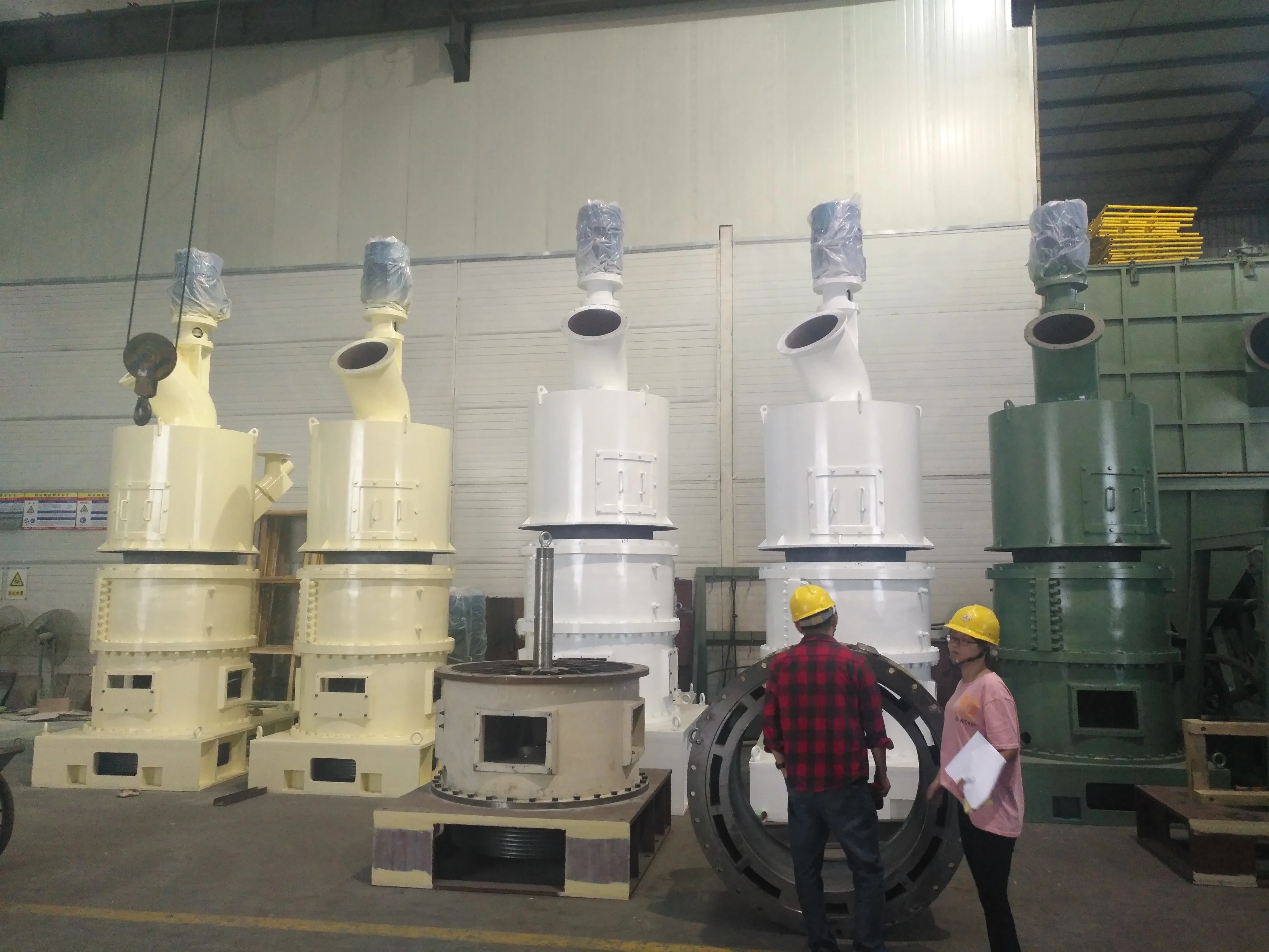 16 years experience top manufacturer of ultra fine powder roller mill/limstone powder making machine/micro powder grinding mill