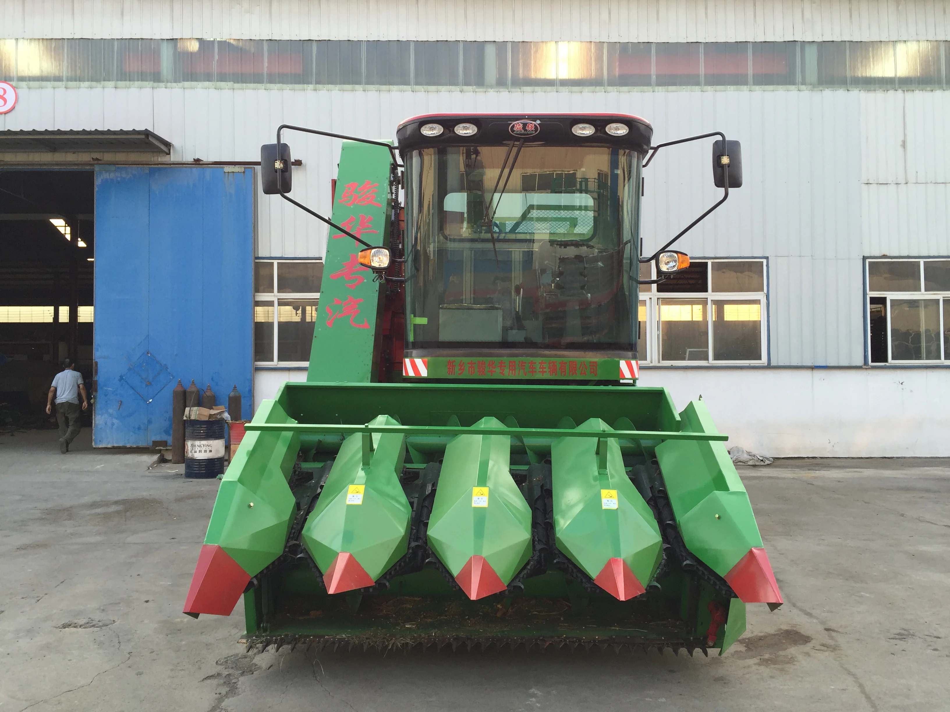 new design electric wheat rice grain harvester/olive picking machine sweet corn cob harvesting machine