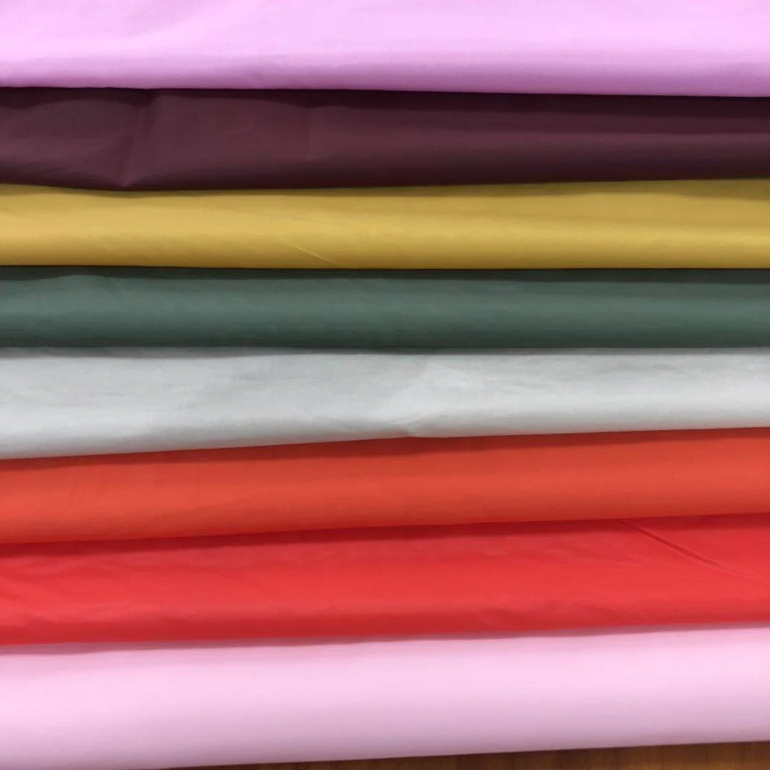 
100% semi dull nylon 380T taffeta fabric 