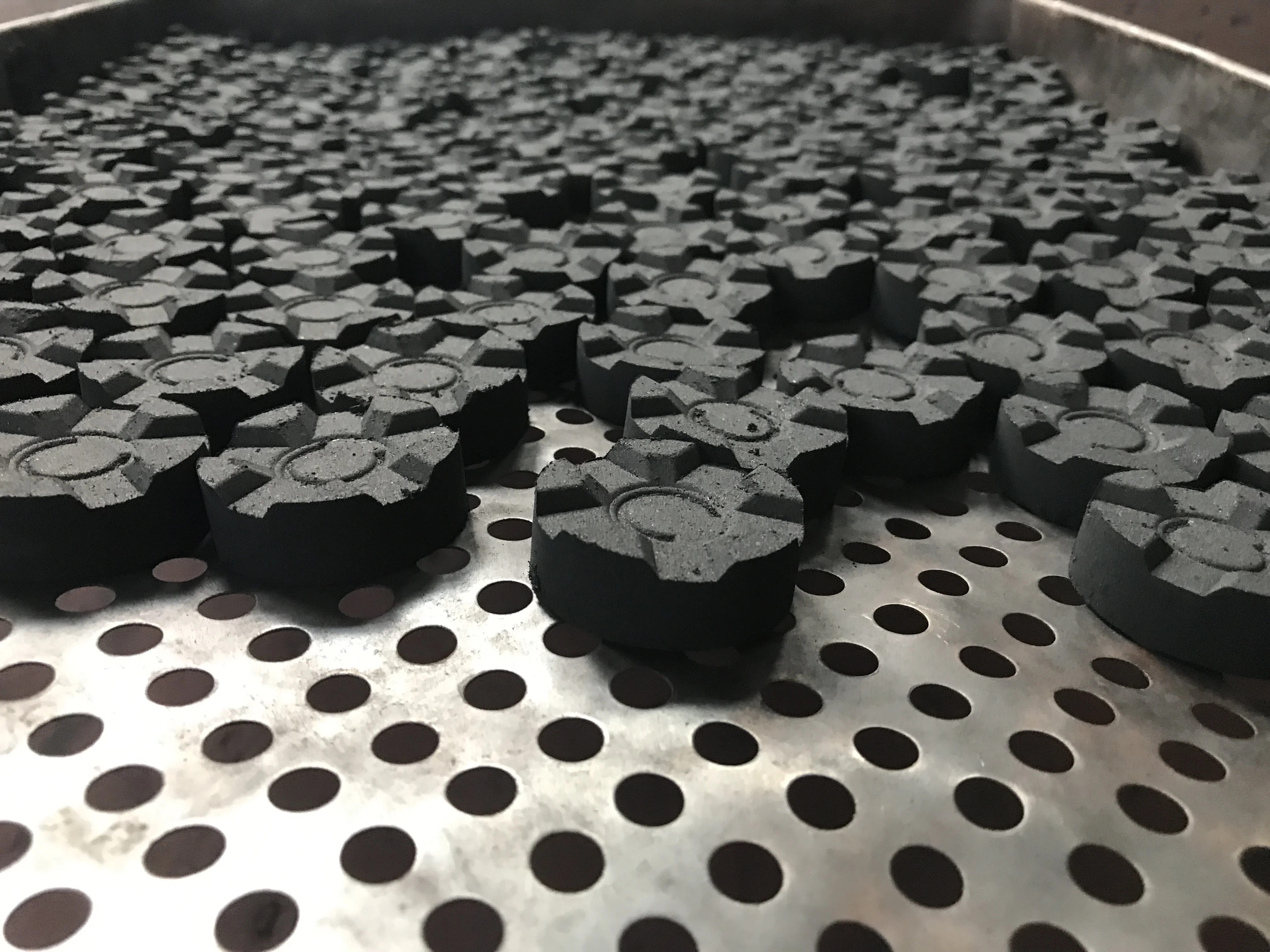 hookah charcoal 40mm crown huqqa OEM sheesha charcoal shisha  coconut  charcoal