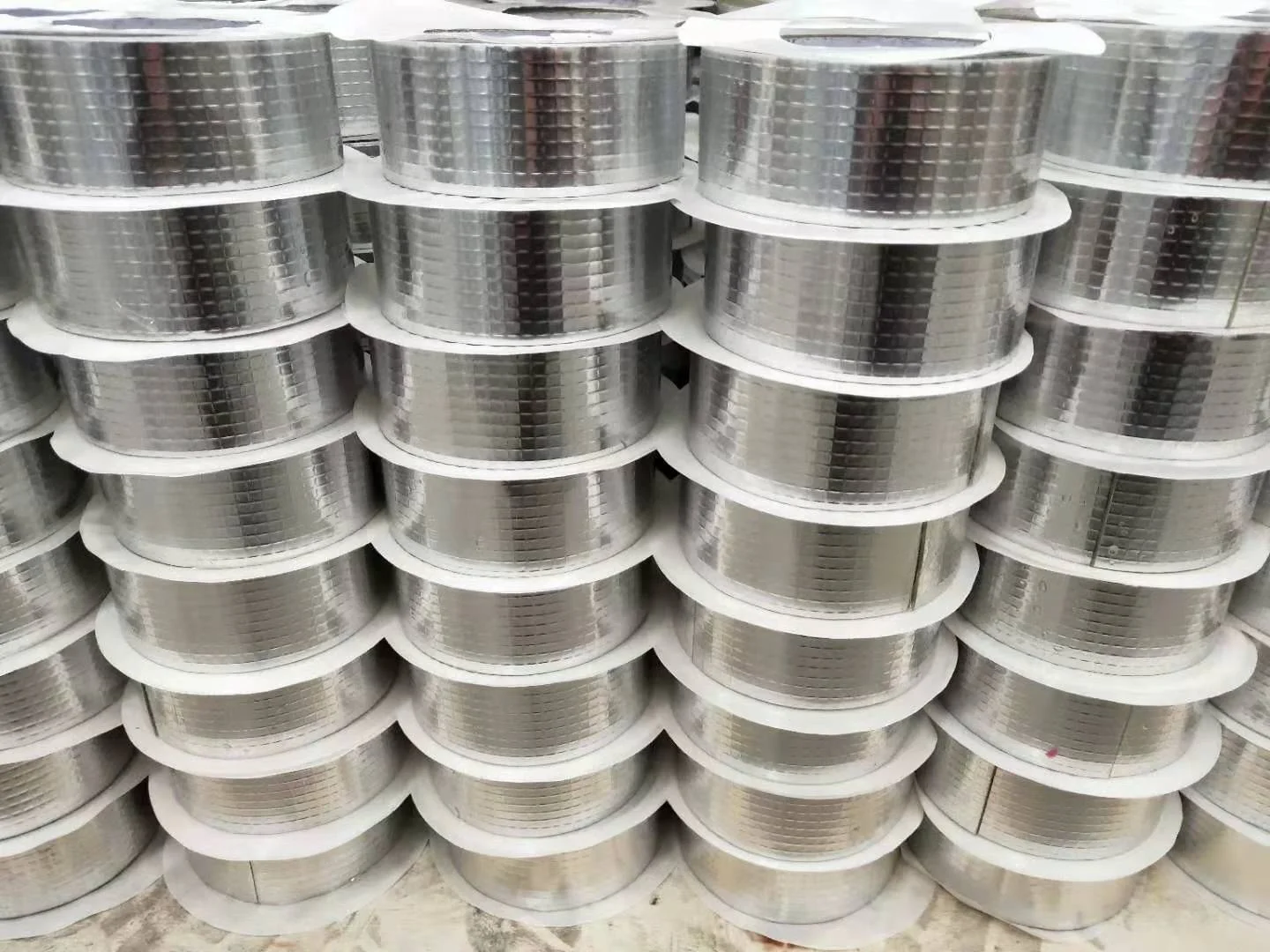 0.5mm-3mm Thick Environmental Self-adhesive Resistant Water Leak Butyl Rubber Waterproof Sealing Tape