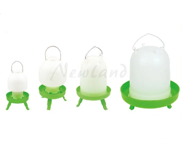 Поилка для птицы в форме шара, 4 л