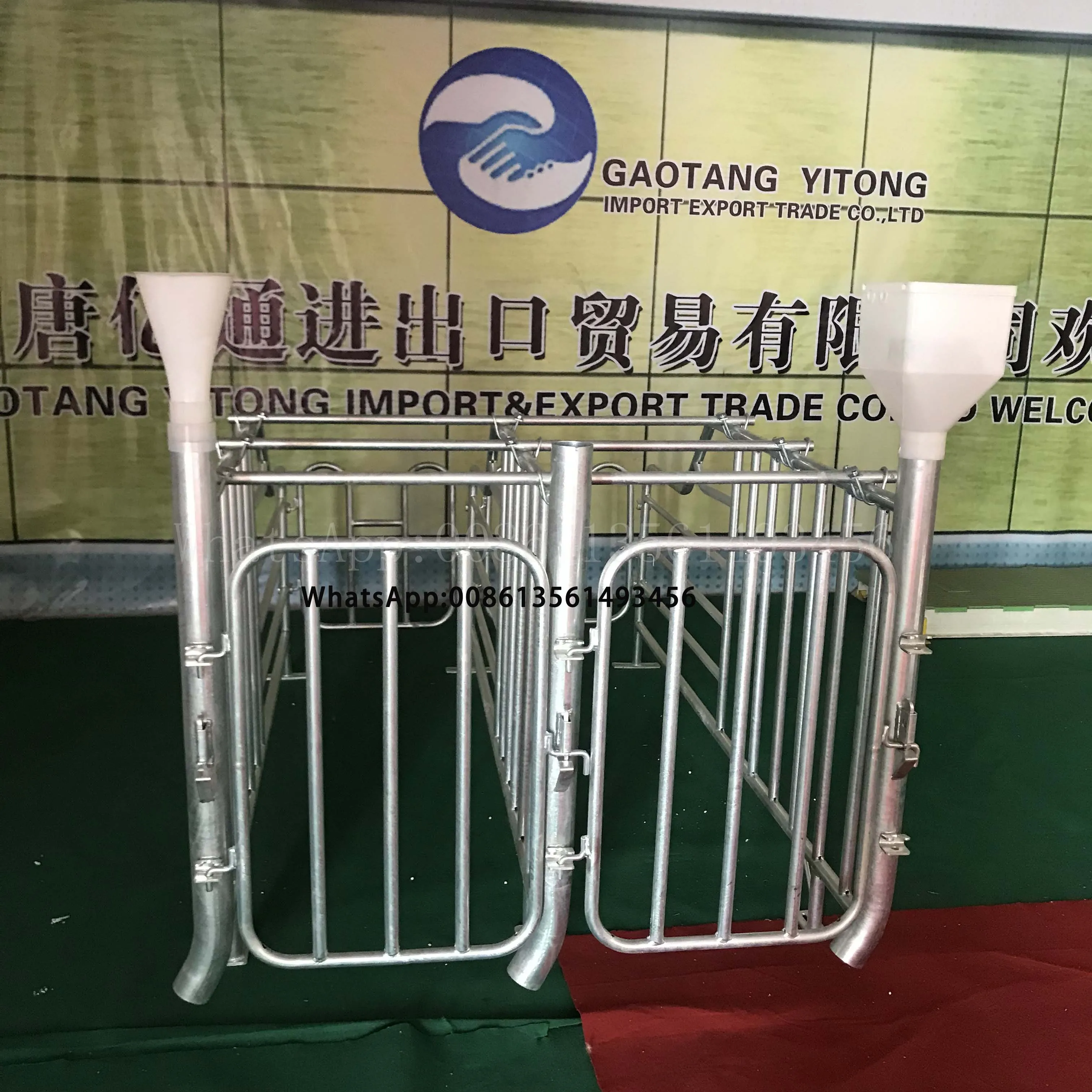 
Pig galvanized limiting pen or stall 