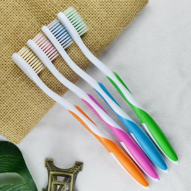 free sample classic model cheap massage gum travel toothbrush