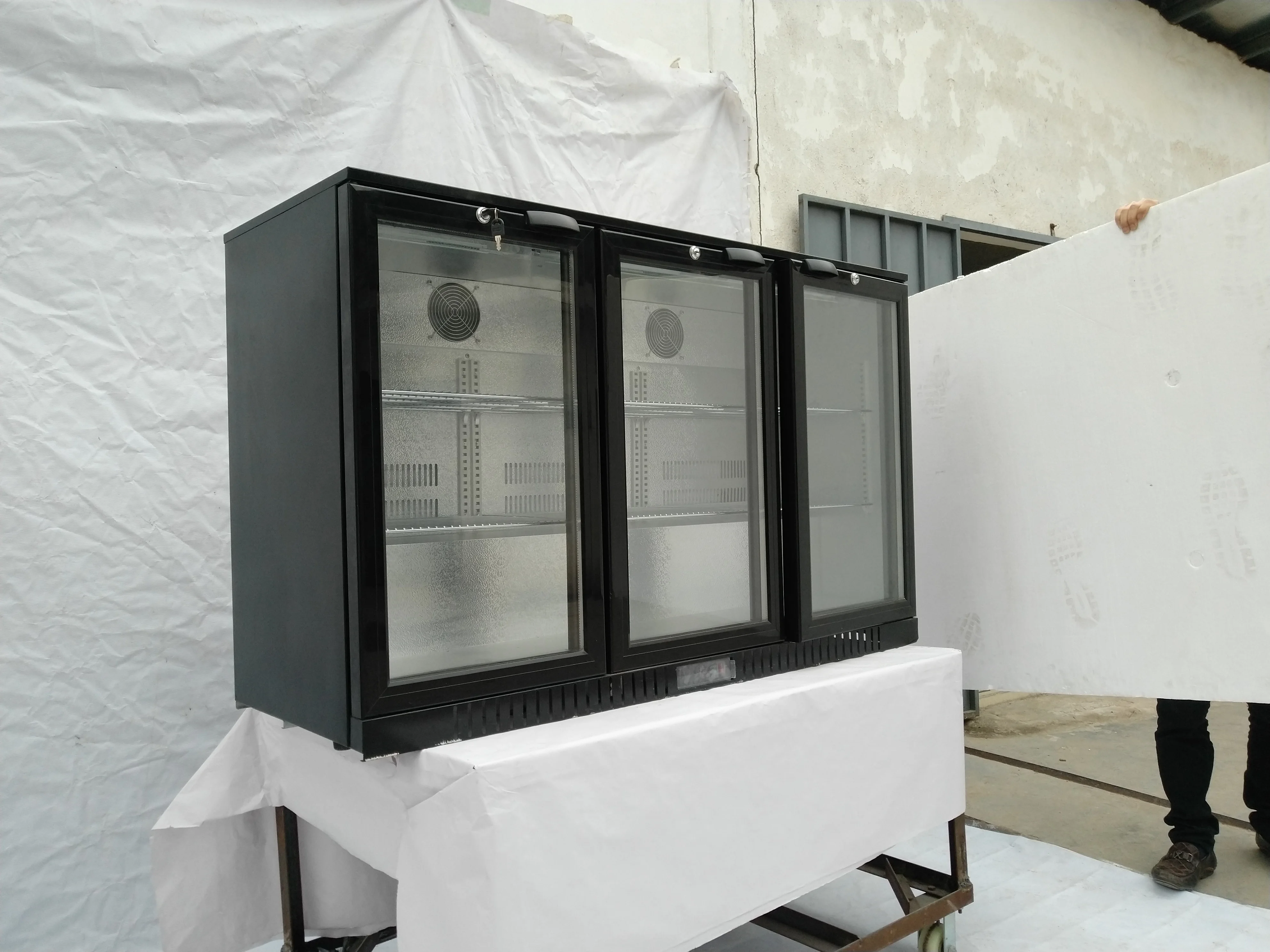 3 door back bar cooler under counter beer refrigerator