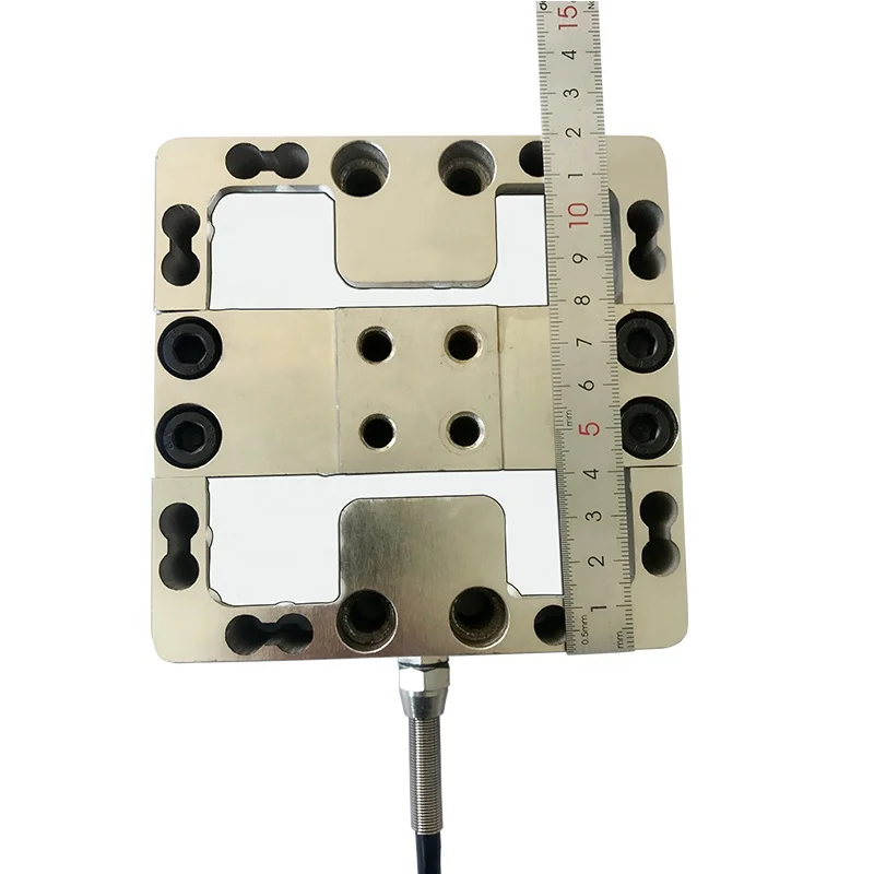 
High precision three dimensional force AI manipulator sensor 