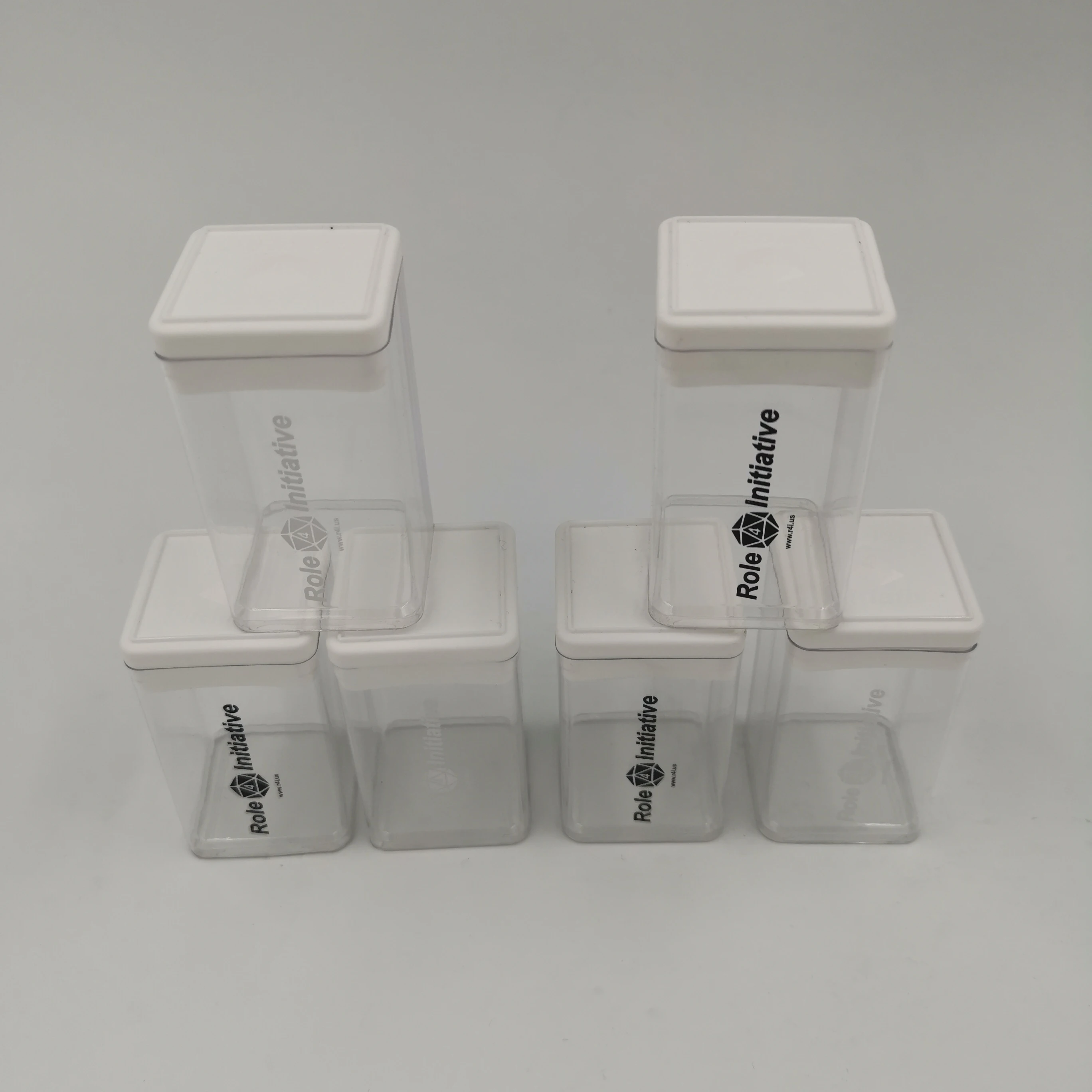 Прозрачные пластиковые трубы, квадратные трубы и прозрачные упаковочные контейнеры