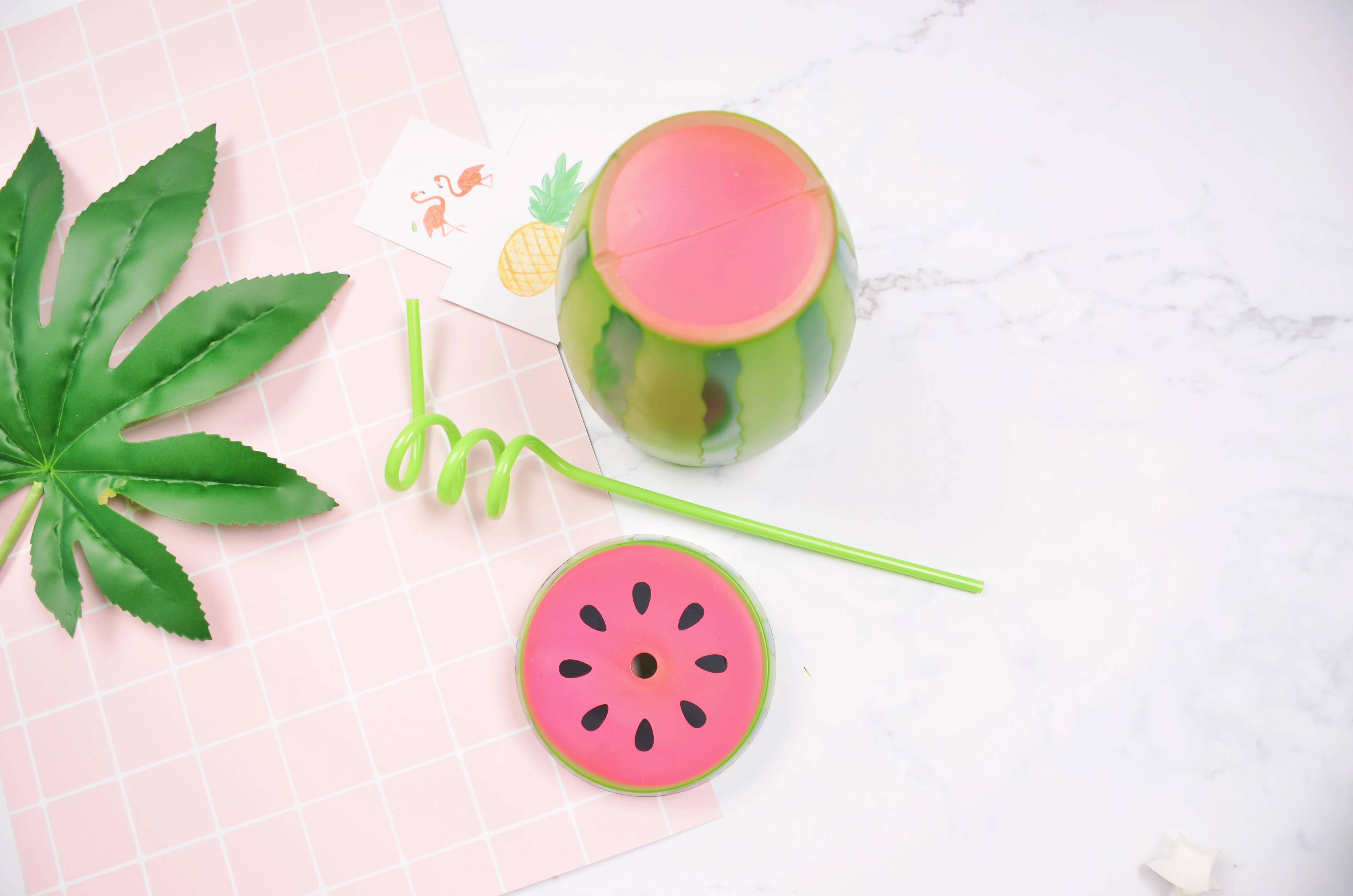 800ML Watermelon Shape Plastic Water Bottle Drinking Bottle With Straw