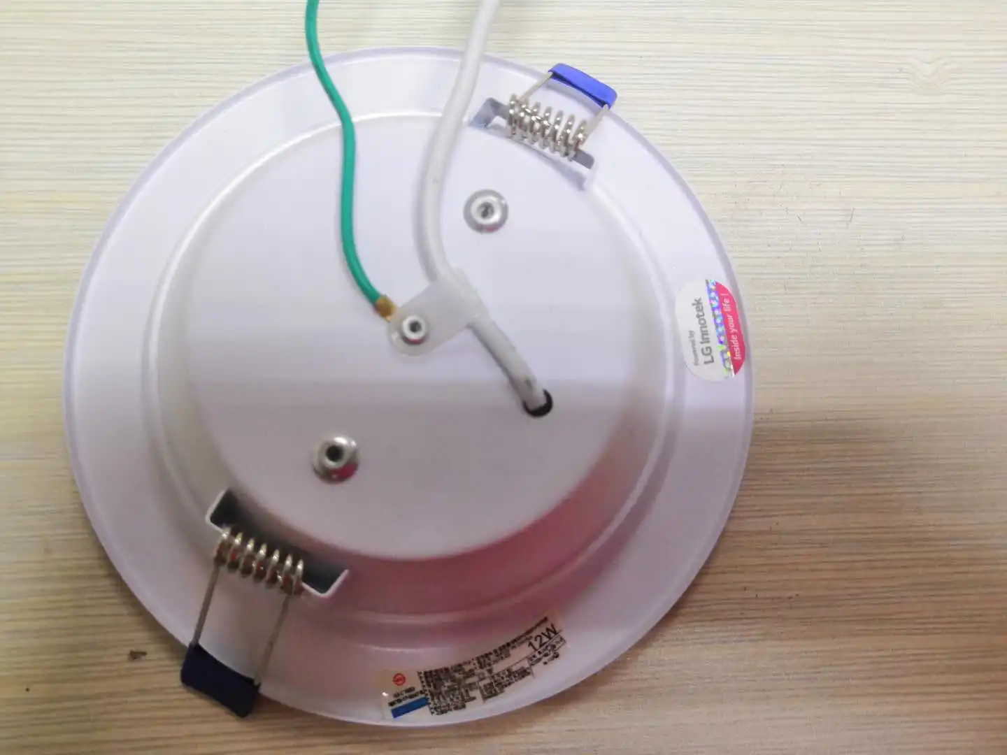 newly design low price dimmable 5.4 inch 12w led cob down light