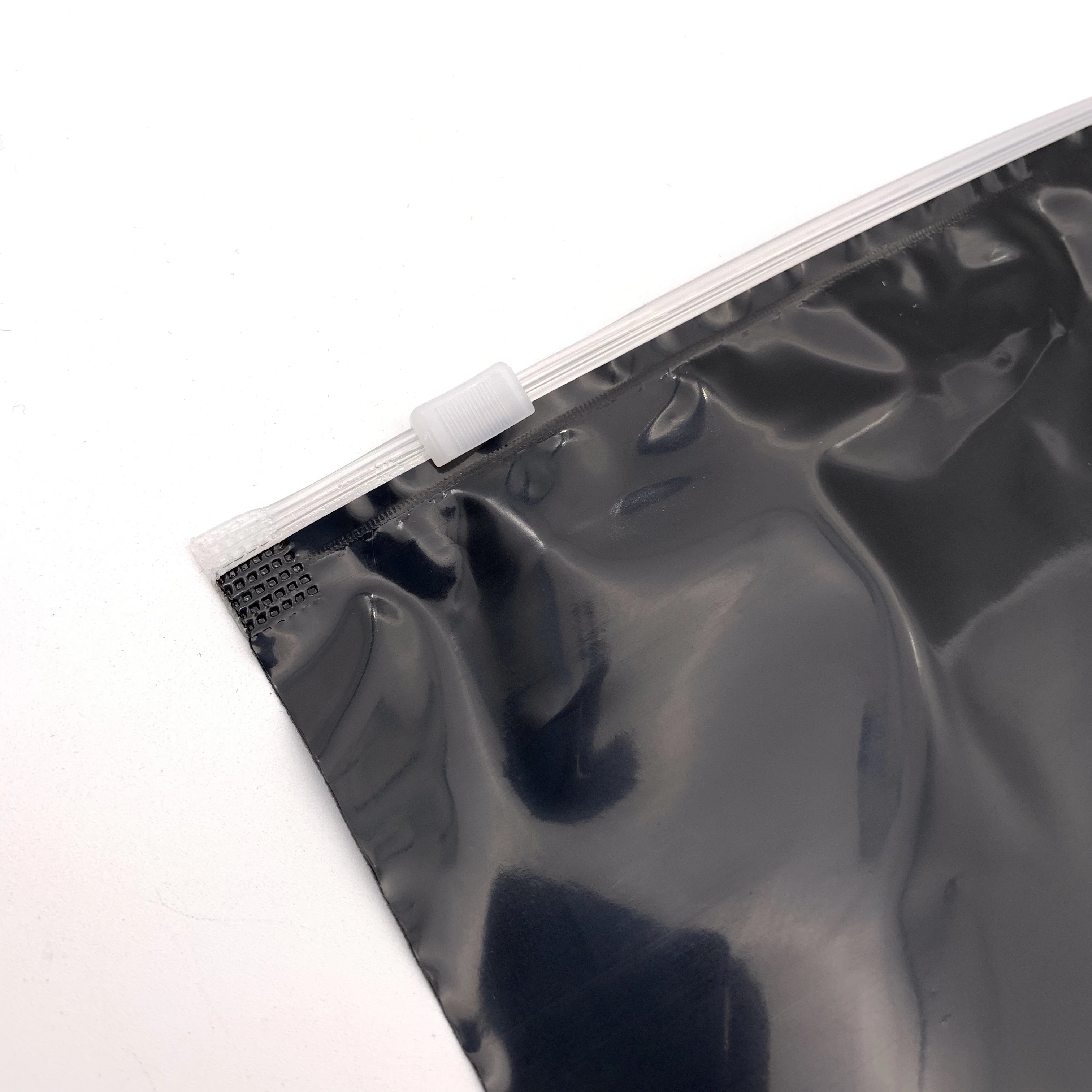 
Waterproof No Smell custom logo printed reusable zip bag 