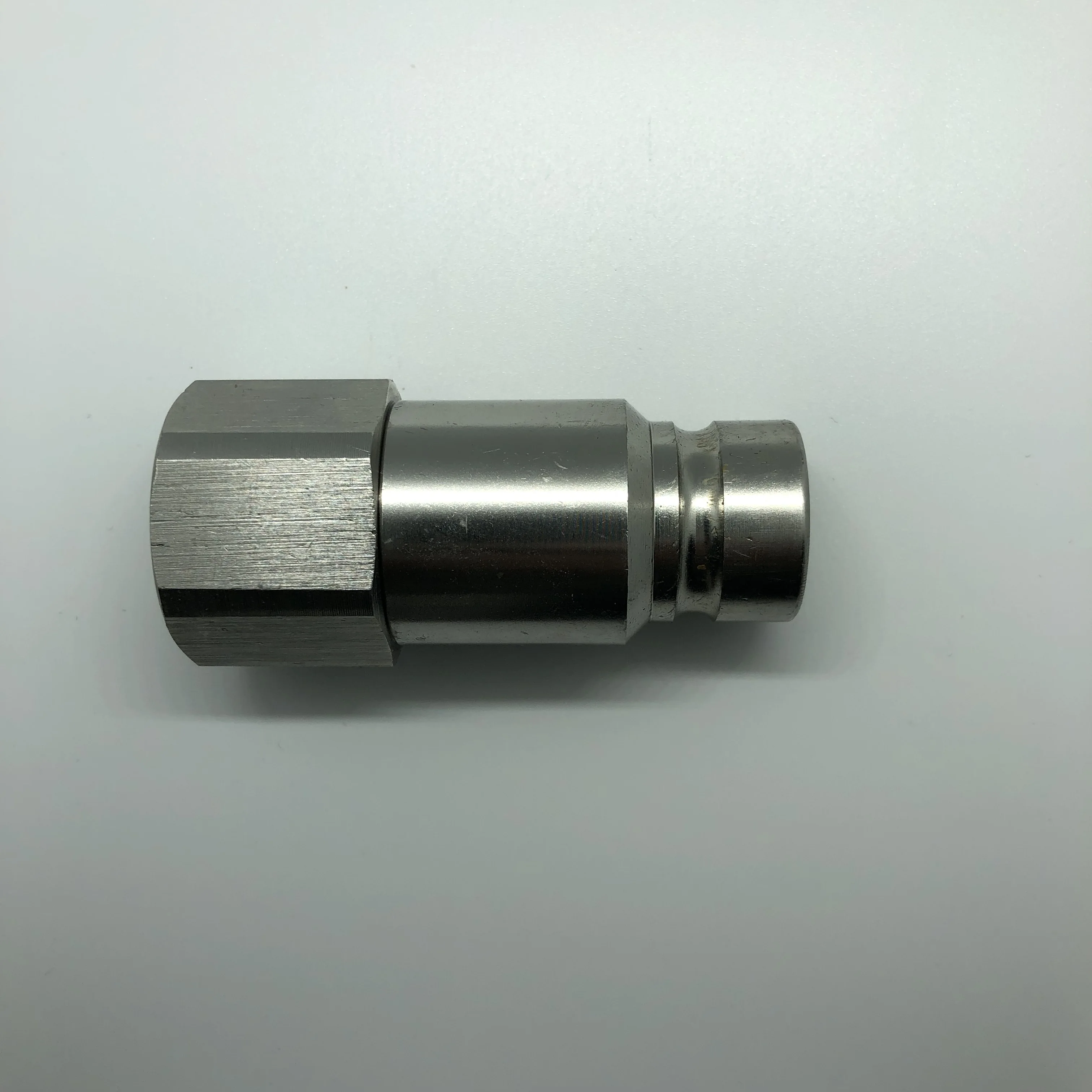 
ISO 16028 Flat Face Carbon Steel 30 Mpa Working Pressure Hydraulic Quick Couplings 