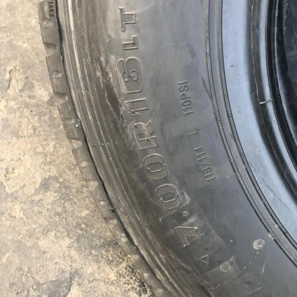 700R16 Truck tire for sale  truck wheel  rim TBR truck tire 7.00R16