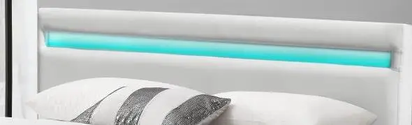 Современная Деревянная белая двухместная мягкая кровать из искусственной кожи со светодиодной подсветкой