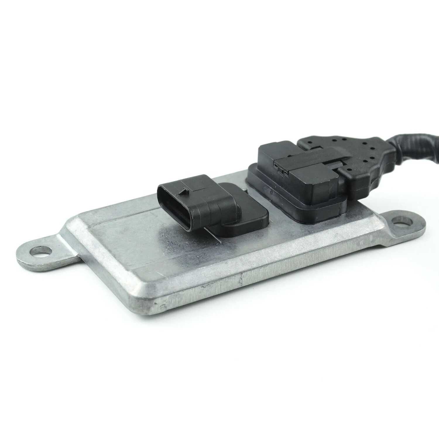 Nitrogen Oxide NOx Sensors A0091533628 For Mercedes-Benz SCR Catalyst 5WK96616D