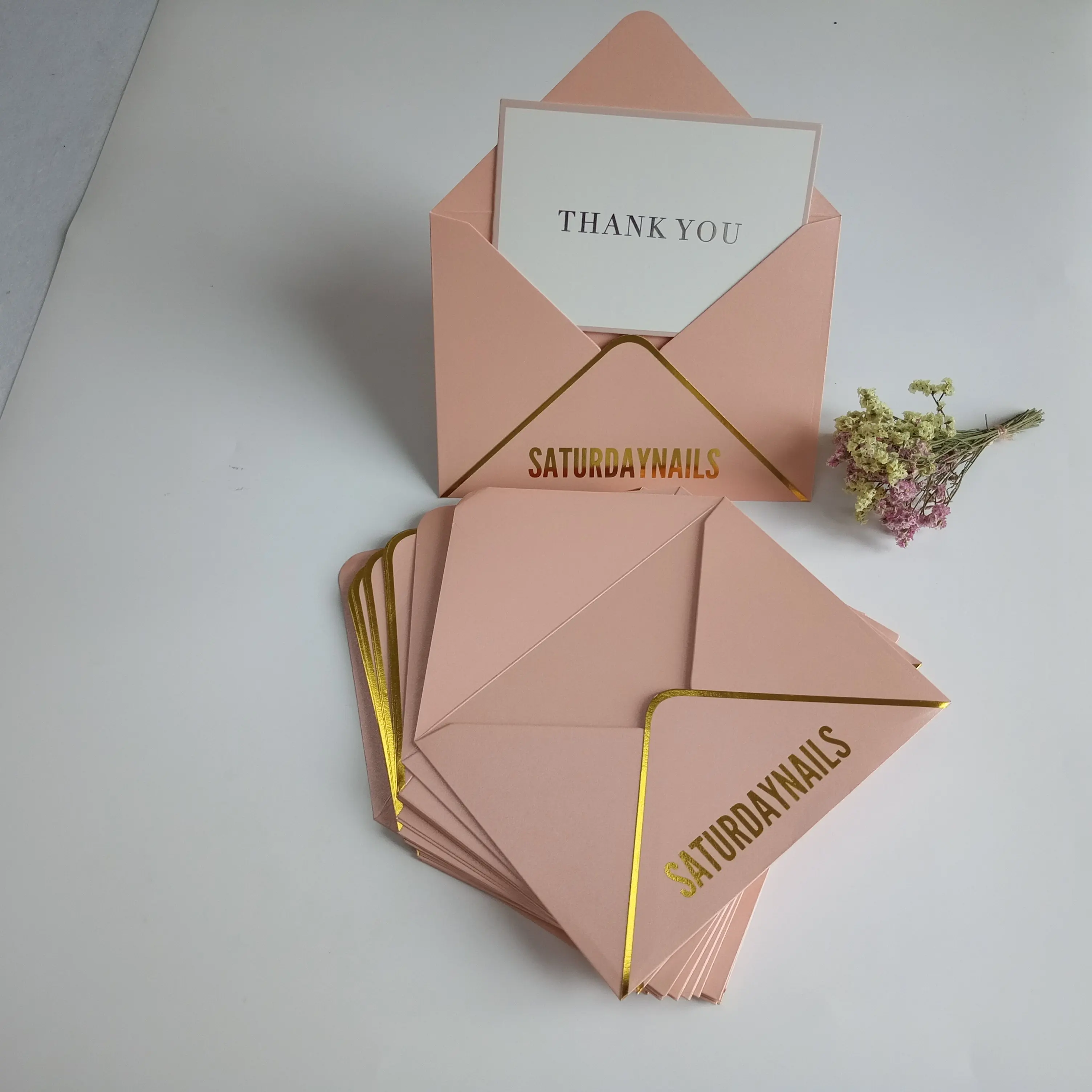 
Custom Printed Golden Black Sliver Fancy Paper Corrugated Elegant Gift Invitation Thick Envelope 