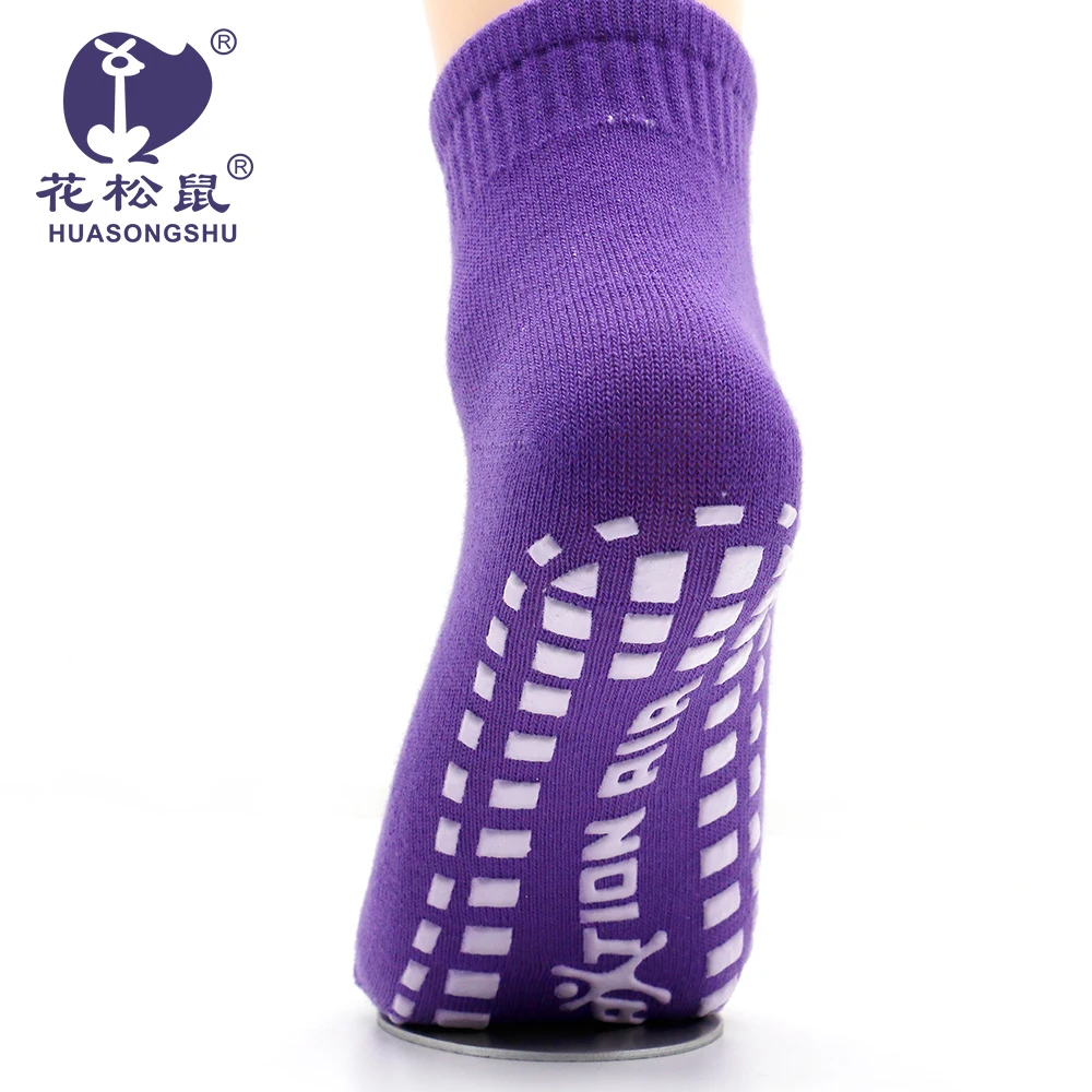 Фошань завод Новые батут фиолетовый носки дешевые полиэстер ым прыгать носки