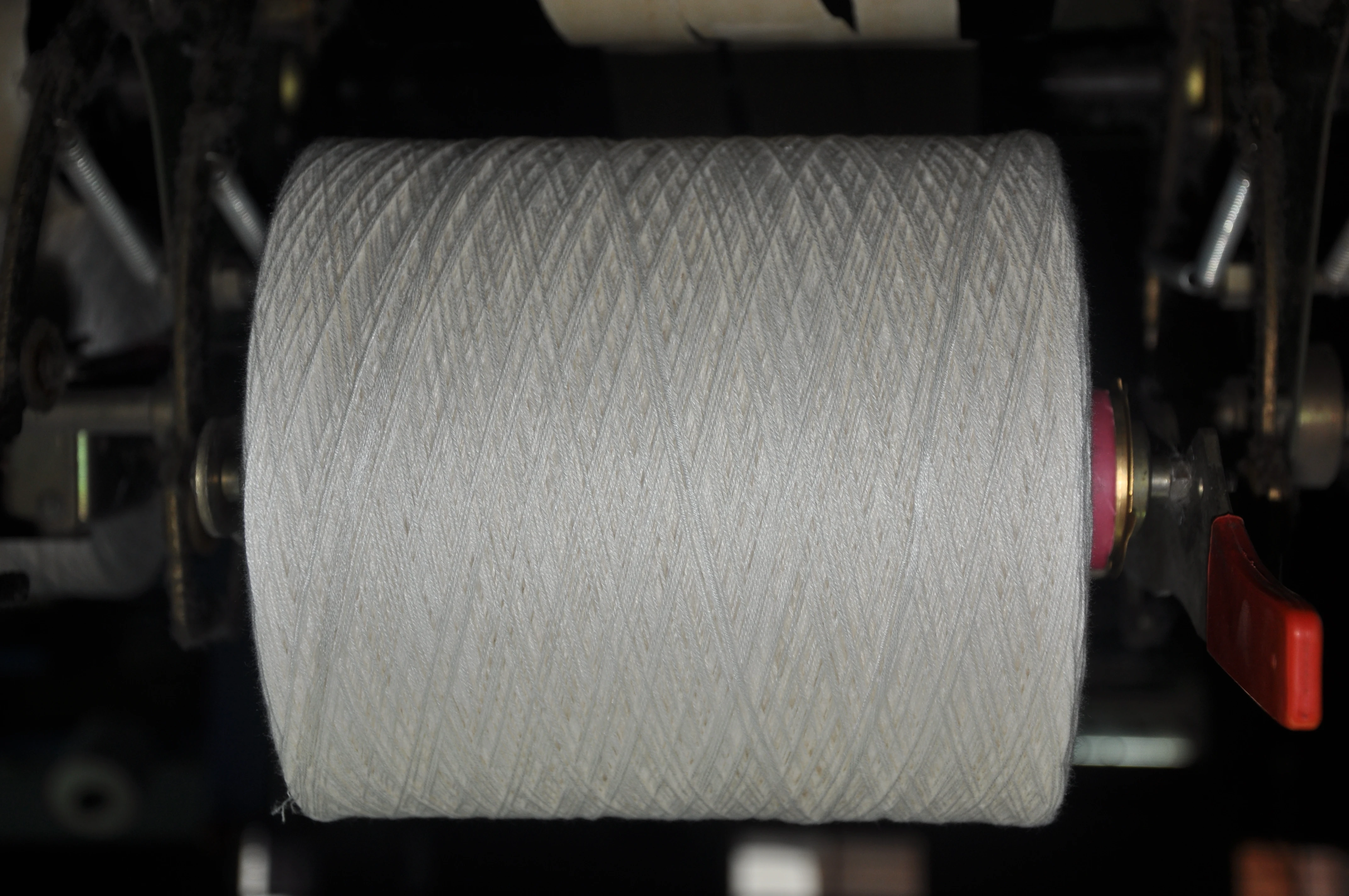 Многослойная витая вискозная нить 250D/3ply для вышивания кисточек