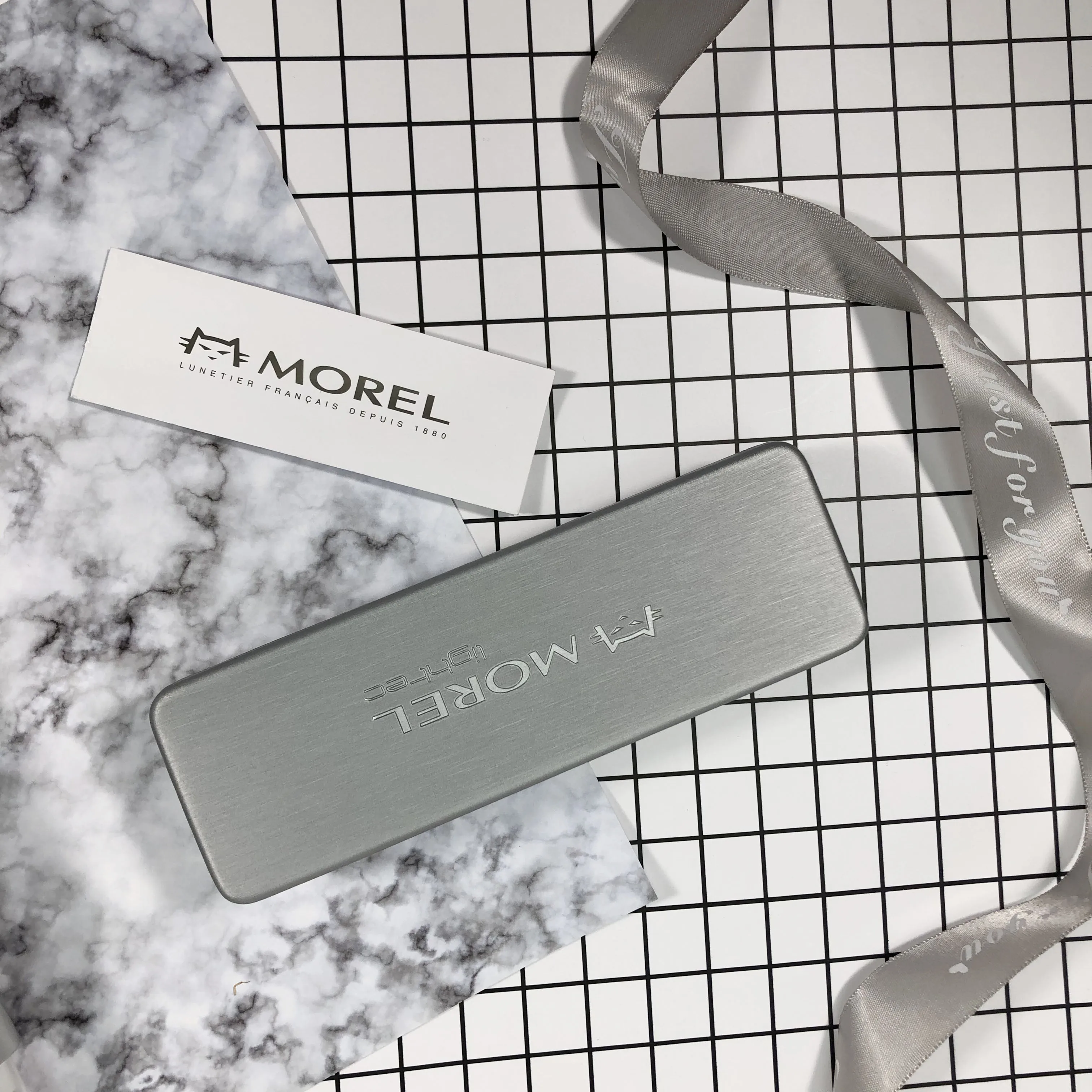 Custom White Black Fashion Sunglass Package Box Case Foldable Sun Glasses Box PU Leather Eye Glasses Packaging Sunglasses Case