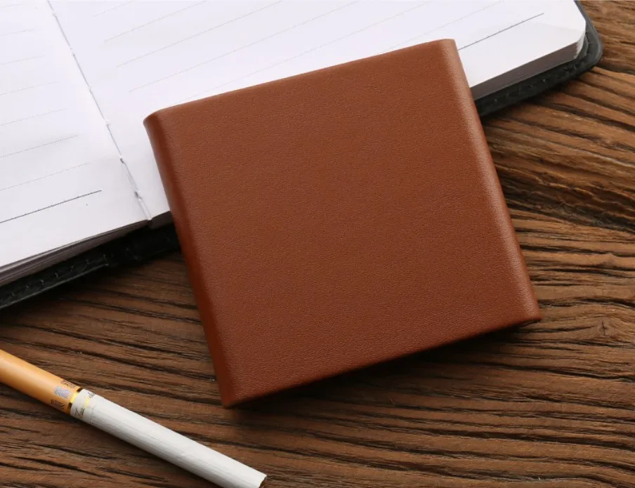Wholesale Custom Metal Branded and Leather Buckle Cigarette Tobacco Case Wallet for Slim Cigarettes