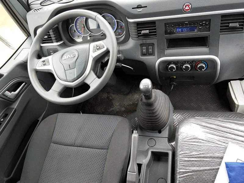 
CLW JAC 5 tons truck refrigerated trucks with thermoking refrigeration unit 