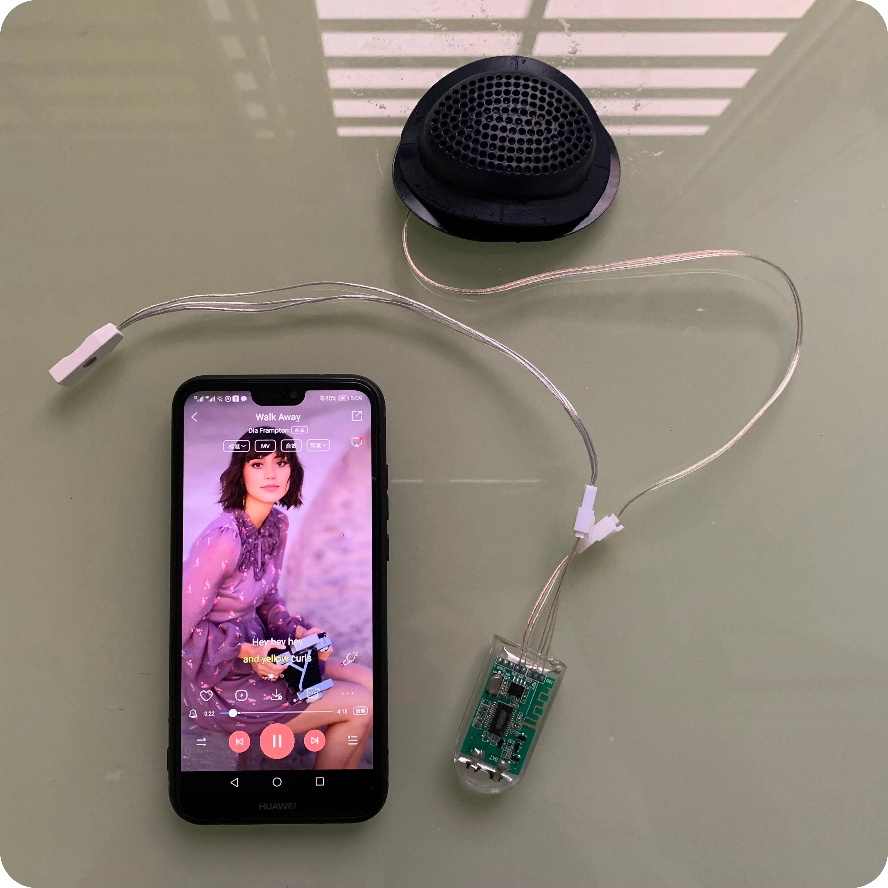 
2019 new bluetooth rechargeable music system devise for shoes 