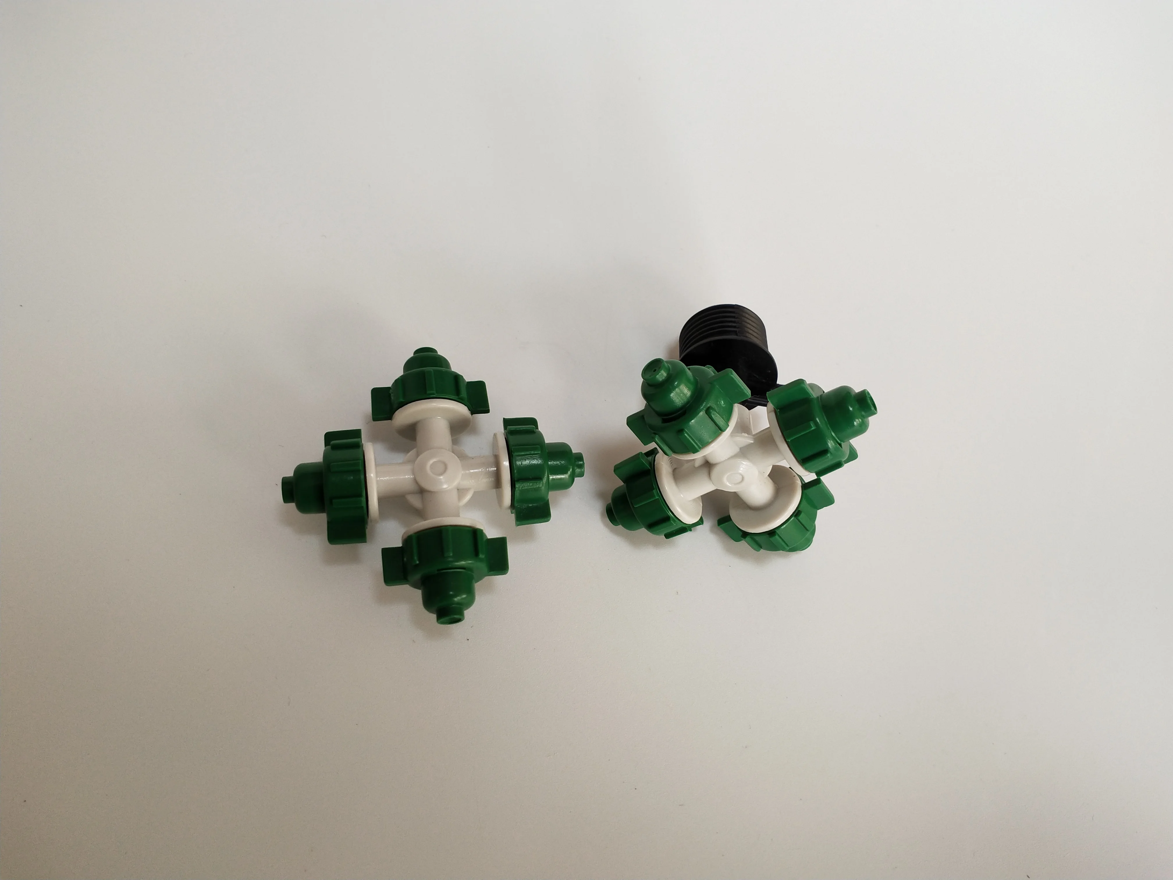 Four Outlet Mist Atomizing Micro Sprinkler Israel Series Koonet Nozzle