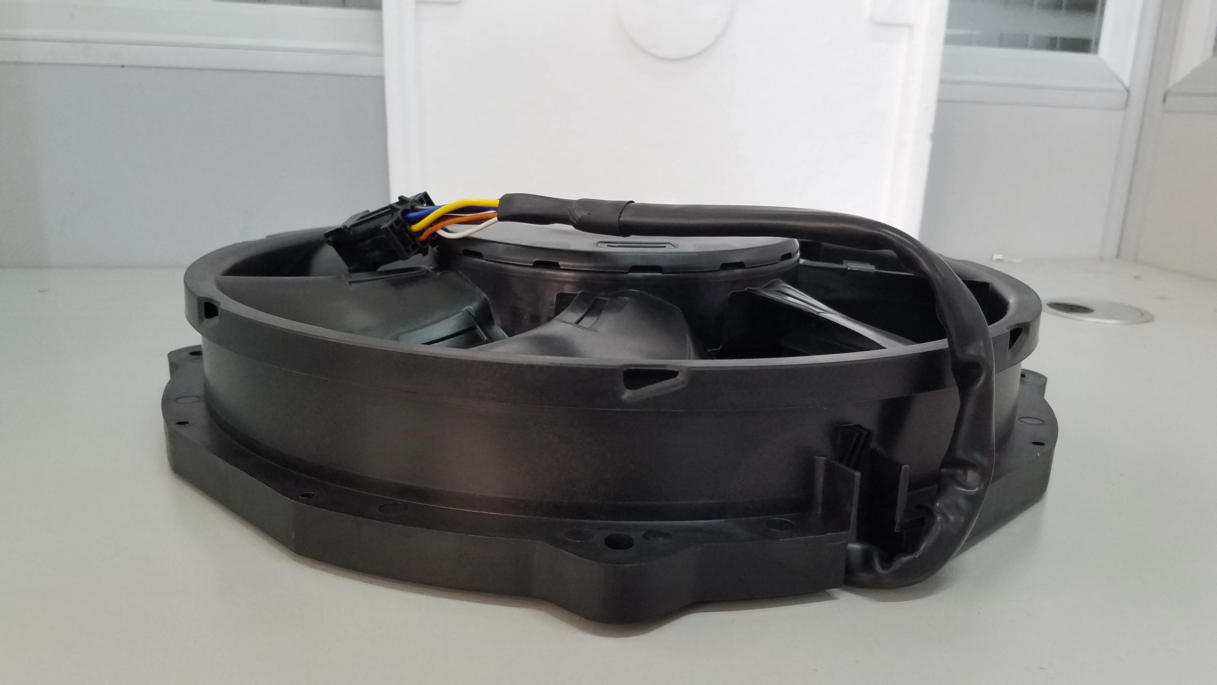 Linrui SPL-WS 33 School Bus 12V/24V Dc  Brushless Cooling Fan & Brushless Fan IP68 Motor