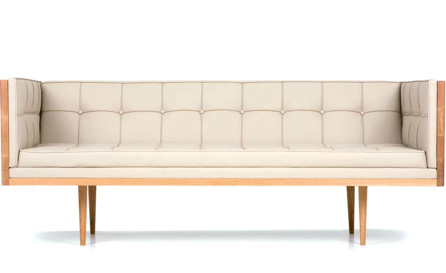 Modern Luxury Design Customization Hotel Furniture Contemporary Box Medium Home Livingroom Sofas