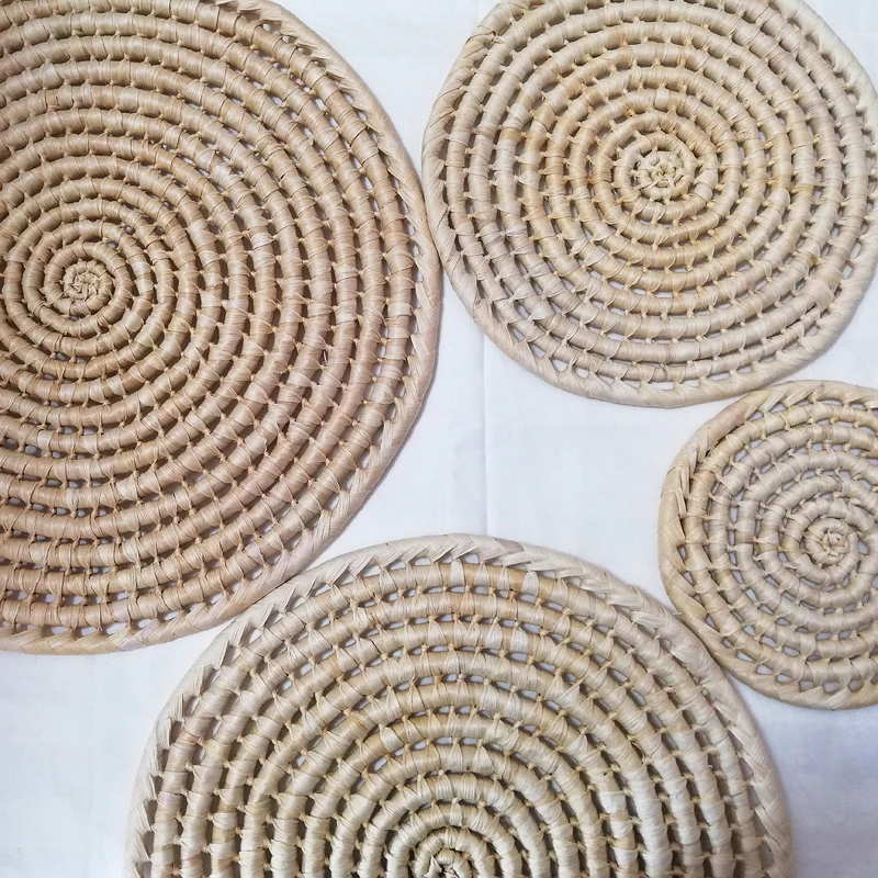 Natural Rattan Mat Braided Round Woven Straw Placemats for Dining Table