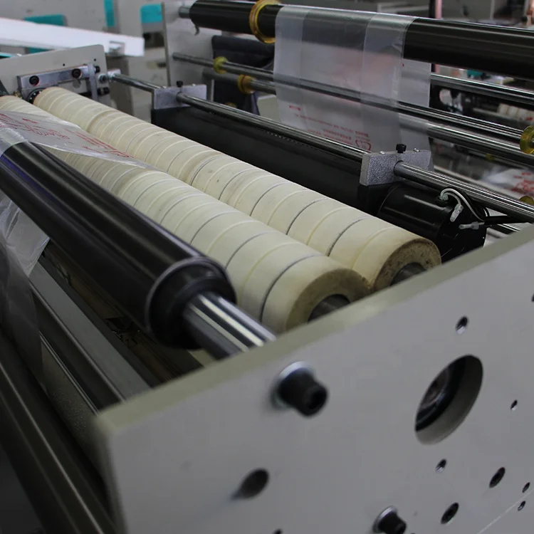 
PE Sack Making Machine With Hot Sealing And Cutting 